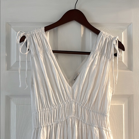 Madewell White V-Neck Sleeveless Dress - Picture 4 of 9